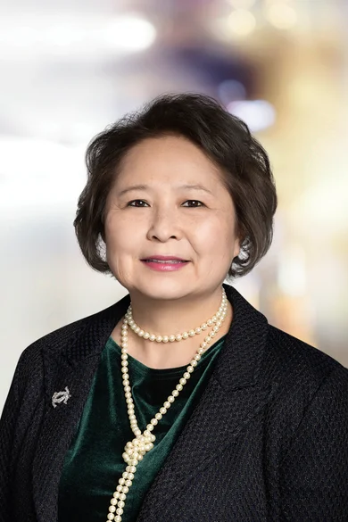 Portrait of Una Montgomery, REALTOR® | NRLUX.